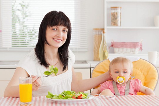 Alimentația mamei în perioada alăptării