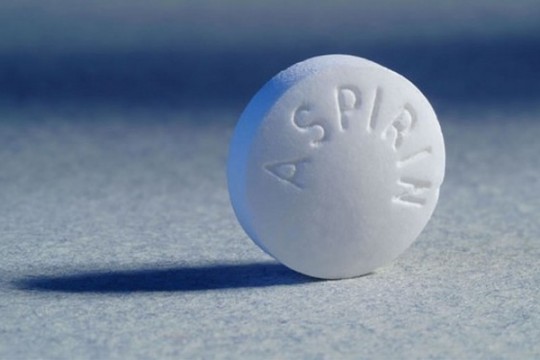 Medic: Știați că banala aspirină vă poate omorî copiii?