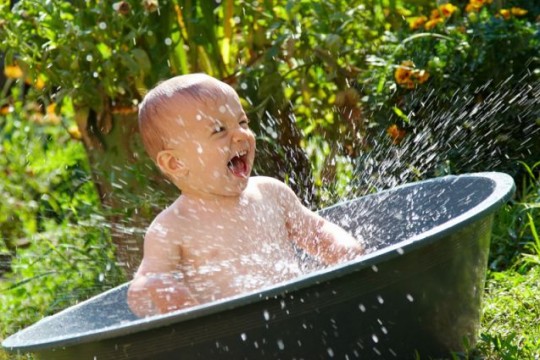 Apa rece versus apa fierbinte pentru sănătatea copiilor