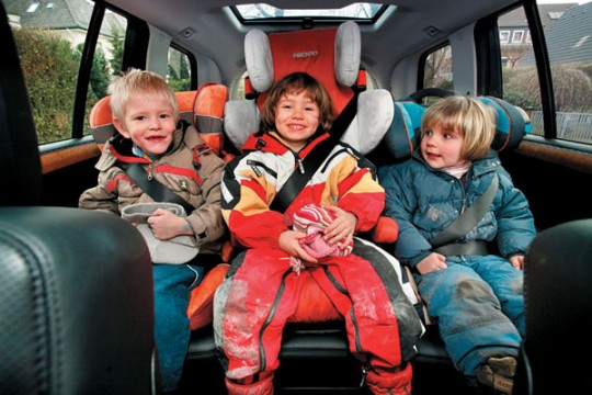 Urania Cremene subliniază 3 lucruri de care trebuie să țină cont părinții, atunci când transportă copiii cu mașina