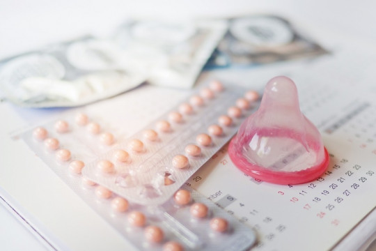 Metoda contraceptivă postpartum care este mai eficientă decât prezervativele sau pilulele contraceptive