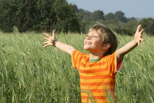 25 de idei ale unui psiholog renumit cum să creștem copii fericiți