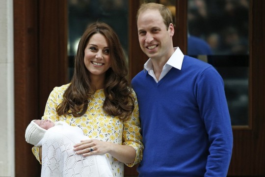Bebeluşul regal a fost prezentat lumii. (Foto)
