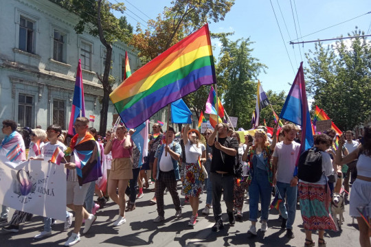 Autoritățile au cheltuit 4 milioane de lei pentru a asigura paza paradei LGBT