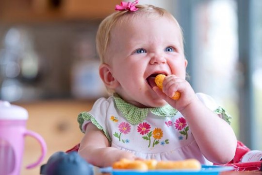 Specialist în nutriția bebelușilor face niște explicații privind autodiversificarea