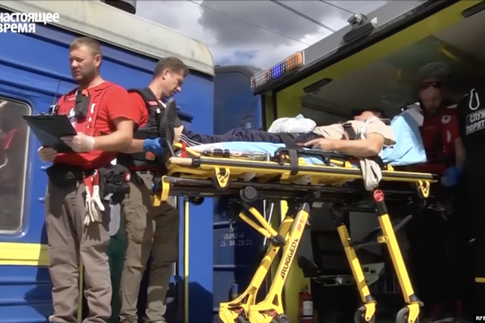 Medici fără frontiere evacuează răniți în războiul din Ucraina