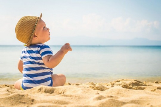 Pediatru Mihai Craiu: Cum se calculează durata unei zile de plajă pentru o familie cu copii mici