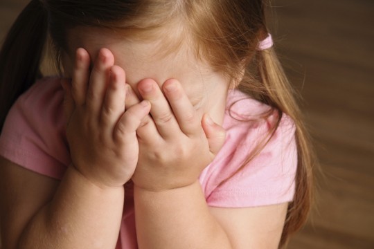Despre timiditatea la copii. Copilul timid este un copil-problemă?