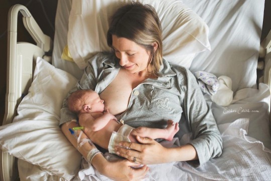 Ce poți face în primele 24 de ore de la naștere pentru o alăptare de succes