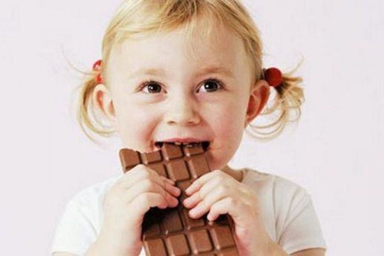 Ce facem când copilul cere dulciuri? Îi oferim alternative sănătoase!