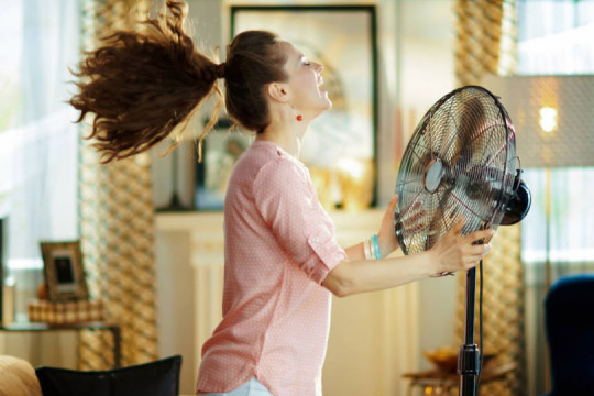 Casă răcoroasă fără aer condiționat: trucul ieftin care schimbă temperatura instant vara