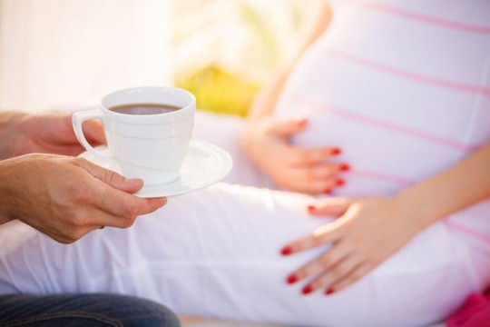 Medic: Dacă o gravidă bea cafea, copilul este excitat timp de 105 ore