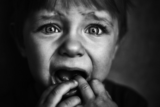 Spot social: Palma, țipetele, pedepsele - copilul le asociază cu frica. Le dorim copiilor noștri o viață plină de frică?!