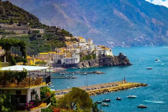 Sardinia oferă 15 mii de euro celor care își cumpără o casă pe insulă. Care sunt condițiile