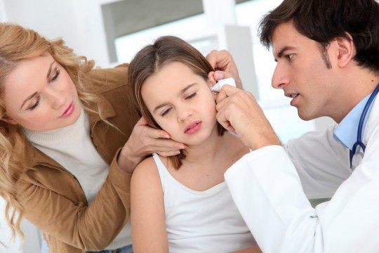 Semnele care ne indică faptul că copilul nu aude bine