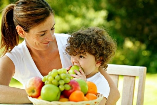 Copilul tău refuză să mănânce? Sfaturi simple care te vor ajuta!
