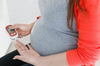 Studiu: Cei născuţi de femei cu diabet au un risc mai mare de a suferi de afecţiuni cardiovasculare înainte de 40 de ani
