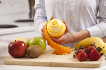 Secrete ascunse în cojile de fructi. Iată ce poți face cu acestea