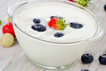 Nutriționistul spune care este cel mai sănătos tip de iaurt