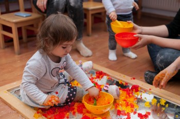 Rolul esențial al educației în primele 1000 de zile de viață a copilului