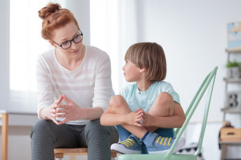10 cele mai cool întrebări pe care să i le pui copilului tău, pentru a-l cunoaște mai bine