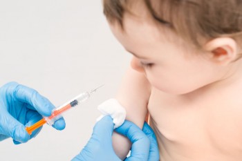 Ce este un vaccin și cum acționează? Informații de la medic pediatru