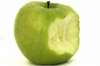 Nitraţii din fructe şi legume pot provoca cancer gastric