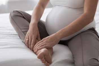 Cum să previi și să ameliorezi crampele la picioare în sarcină – Sfaturi utile pentru viitoarele mame