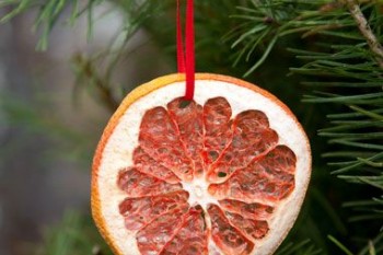 Idei pentru decorațiuni făcute manual pentru pomul de Crăciun