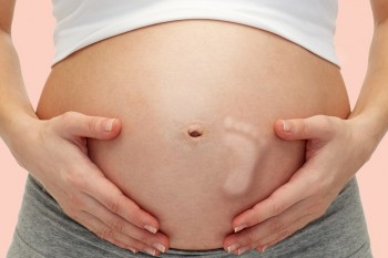 În săptămâna 27 de sarcină bebelușul este cât o conopidă