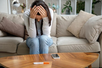 Infertilitatea nu înseamnă doar ovare: legătura cu inflamația, insulinorezistența și stresul cronic