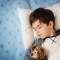 Cum să-ți ajuți copilul să adoarmă la timp – 6 sfaturi de la specialiști
