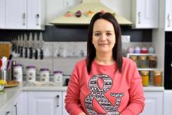 Autoarea blogului culinar JamilaCuisine a devenit mămică pentru prima dată