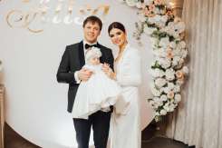 (FOTO) Doina Stratan și-a dus fetița de doar 7 luni la înot