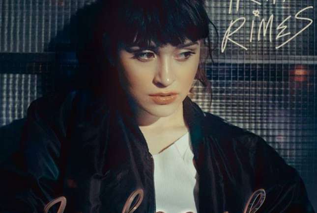 (Video) Irina Rimes continuă să ne surprindă. Artista a lansat o nouă piesă!
