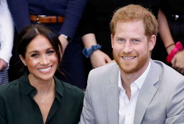 (FOTO) Primele imagini cu bebelușul regal al prințului Harry și al lui Meghan Markle