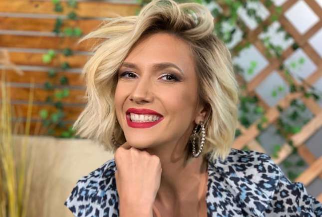 Adela Popescu dezvăluie ce planuri are pentru 2022: Am încheiat cu povestea cu sarcinile