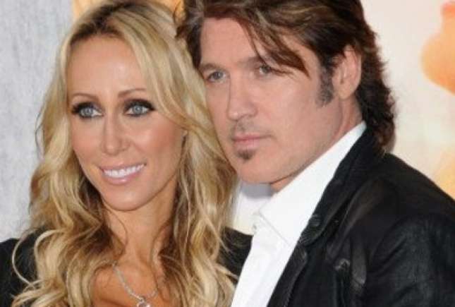 Părinții lui Miley Cyrus divorțează după un mariaj de 30 de ani