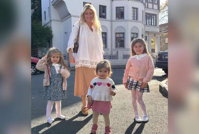 Laura Cosoi, mamă a trei fetițe, a aflat sexul celui de-al patrulea copil
