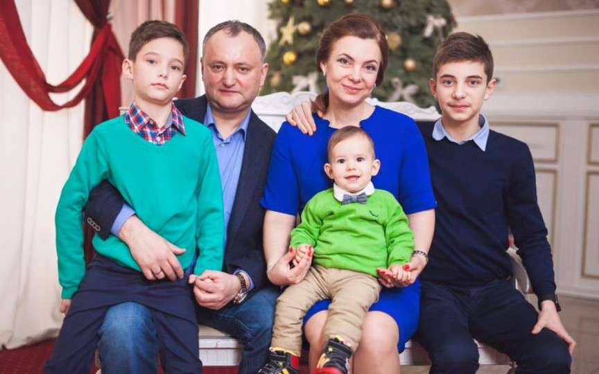 Exclusiv: Familia Dodon aşteaptă o fetiţă?
