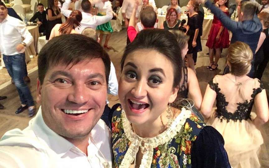 Costi Burlacu a fost surprins de cadoul fetițelor sale cu ocazia aniversării