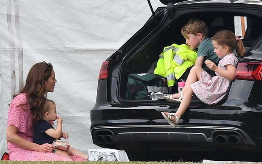 Kate Middleton a povestit cum a născut sub hipnoză și cât de rău s-a simțit în toate cele 3 sarcini