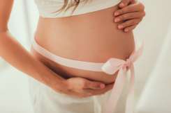 Medic obstetrician-ginecolog despre schimbările prin care trece organismul femeii însărcinate, trimestru cu trimestru