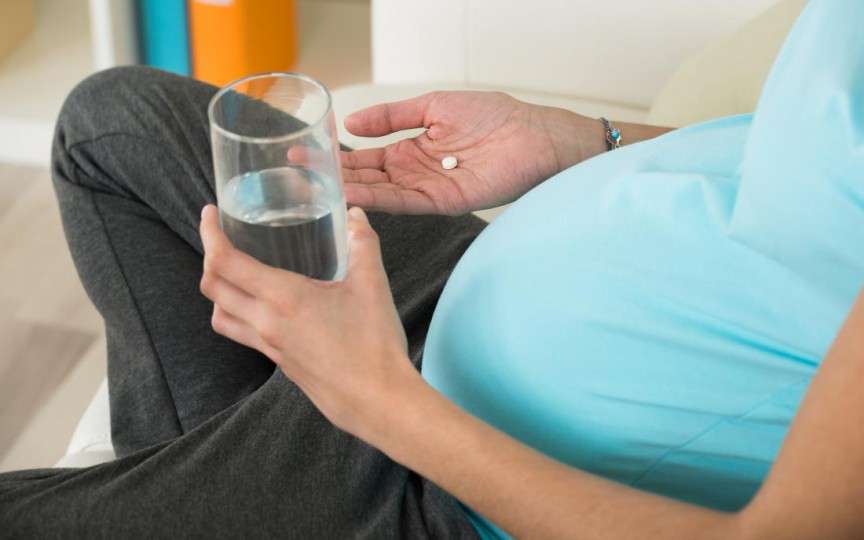Utilizarea paracetamolului în timpul sarcinii crește riscul de autism la copilul nenăscut, cercetare