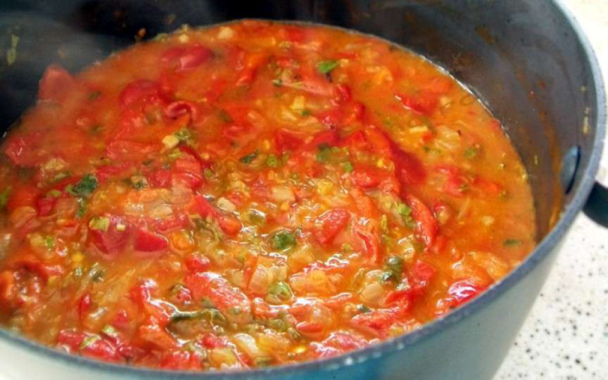 Tocănița cu ardei și vinete coapte. Rețeta originală de la mănăstire