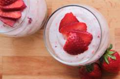 Mousse de căpşuni