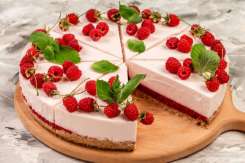 Desert răcoros. Cheesecake cu zmeură