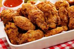 Delicii la tine acasă. Aripioare picante, ca la KFC