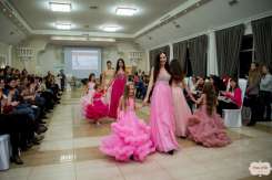 Cea de-a 30-a ediție a Șezătorii Mamelor a adunat 150 de mămici și burtici