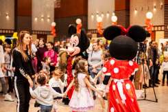 Cele mai bune centre de activități au fost prezente un MEGA CARNAVAL pentru copii